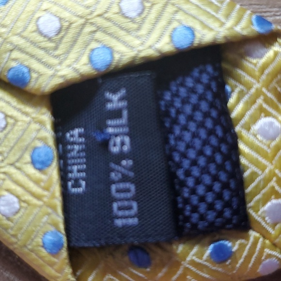 Nautica Silk Necktie - Picture 7 of 7